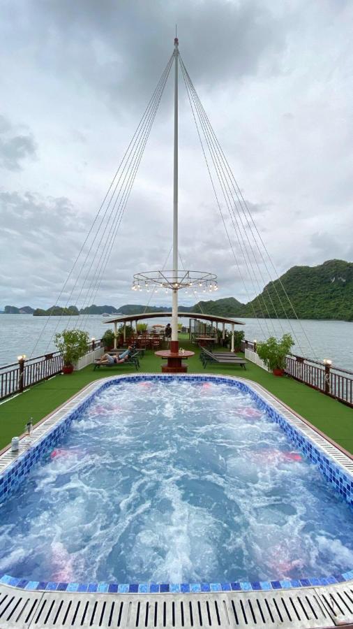 Hotel Calypso Cruises Cat Hai Exteriér fotografie