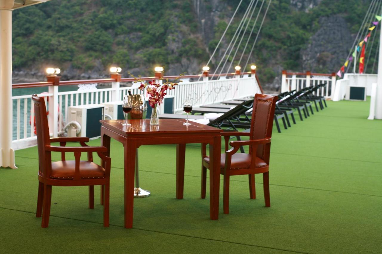Hotel Calypso Cruises Cat Hai Exteriér fotografie